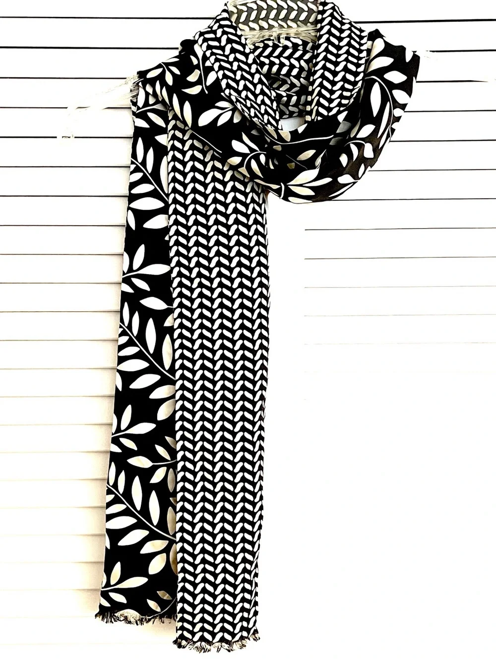 Black & White Leaf & Chevron Scarf!